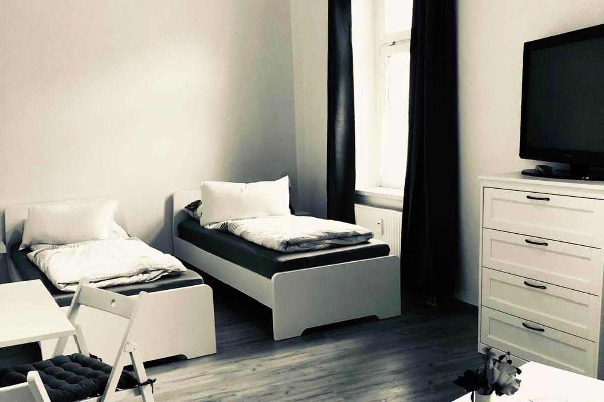 Ferienwohnung In Zwickau Buitenkant foto