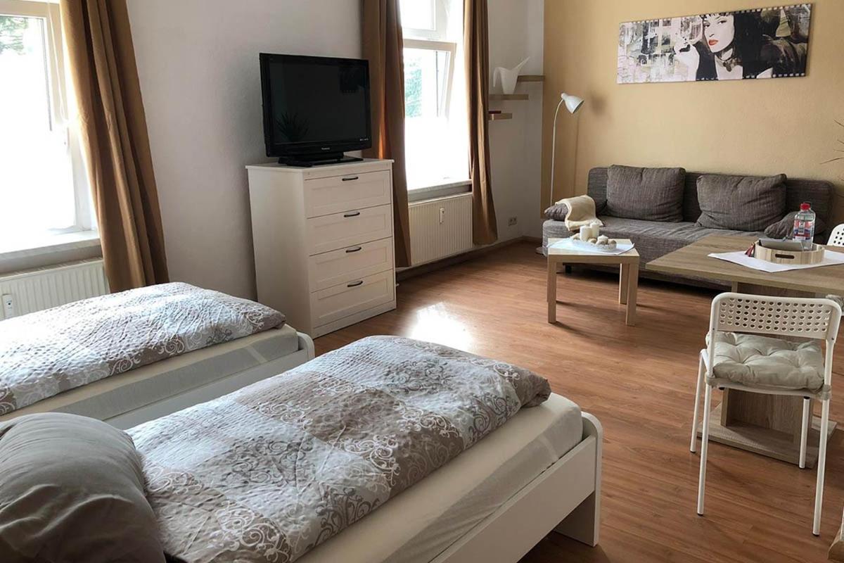 Ferienwohnung In Zwickau Buitenkant foto